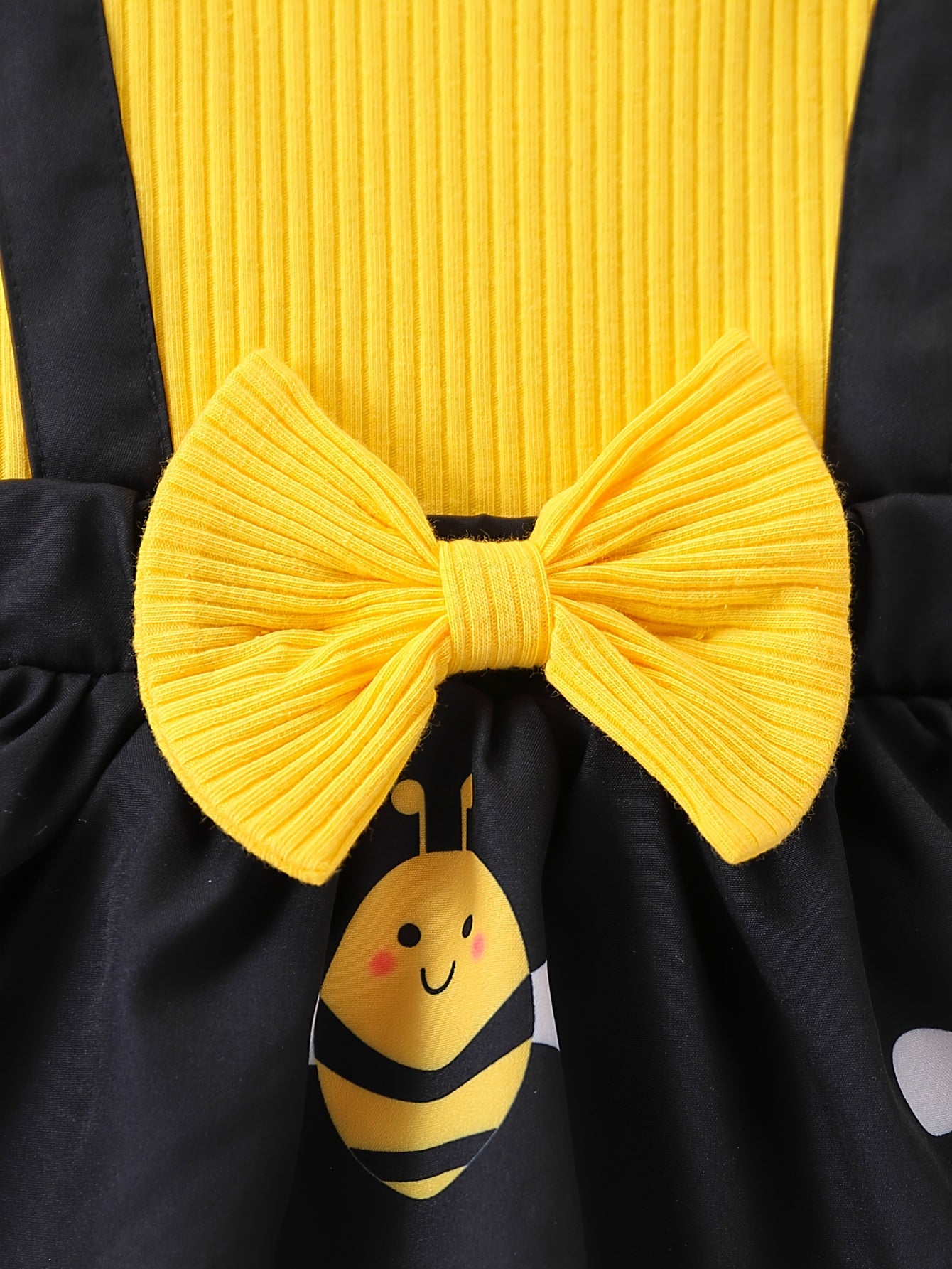 Newborn baby girl dress with bee