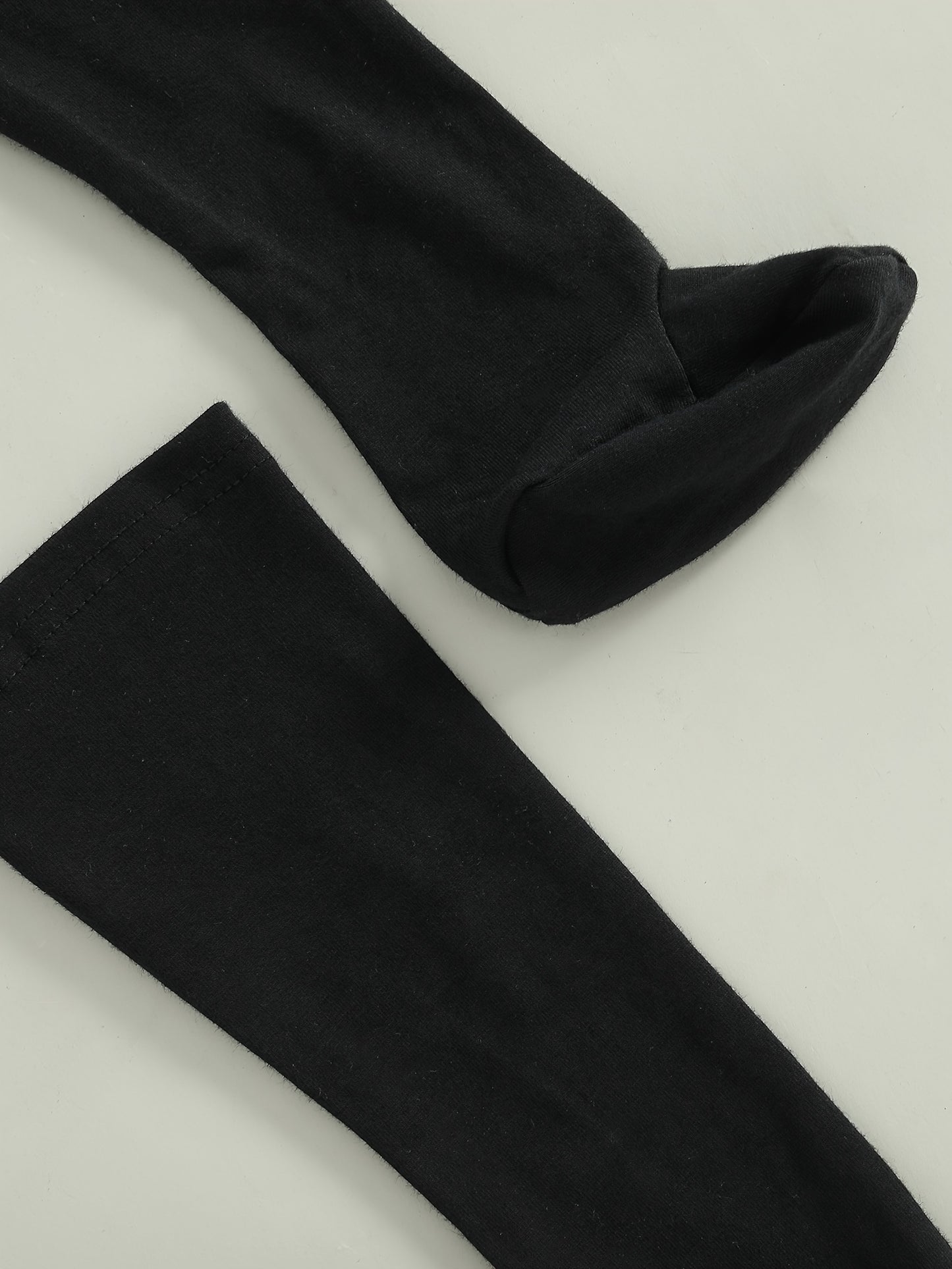 2pcs & Bee - Soft Hooded Romper & Long Socks Set with Full-Zip Closure.